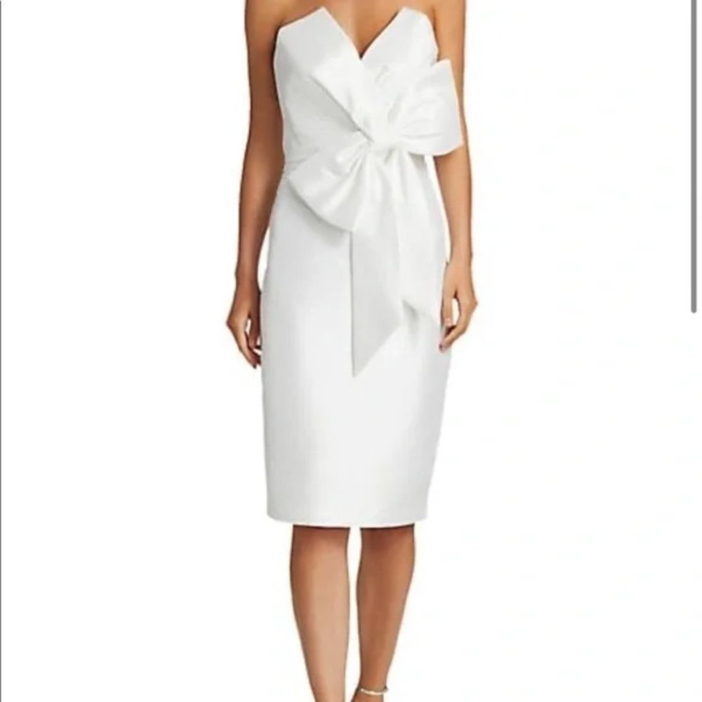 Badgley Mischka Scupture Bow-Front Strapless Dress: Size 12, White